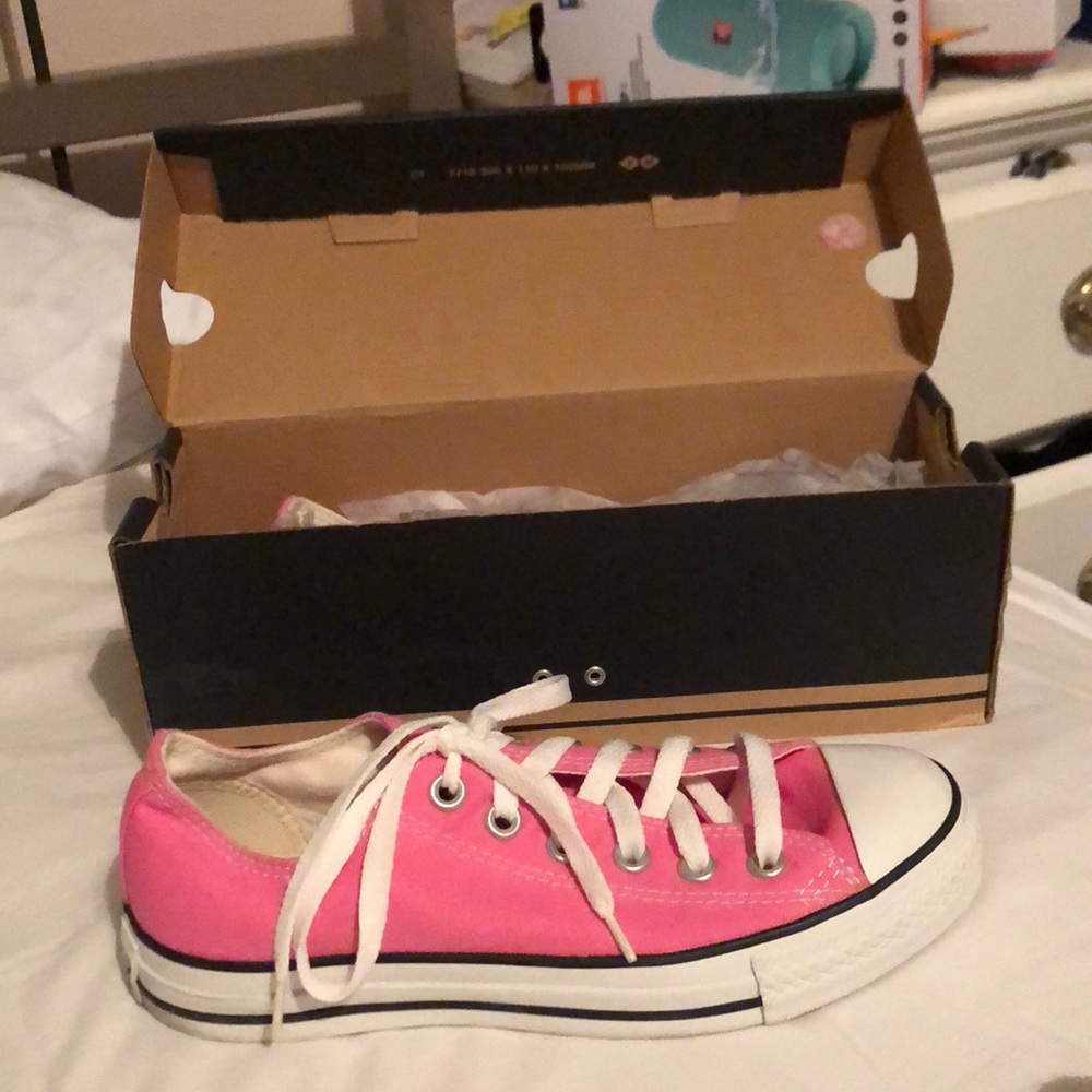 Pink Converse!!!